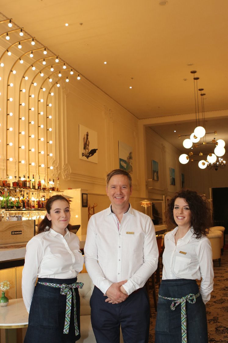 Brasserie Blanc - Blacksheep  Restaurant uniforms, Waiter uniform design,  Barista outfits