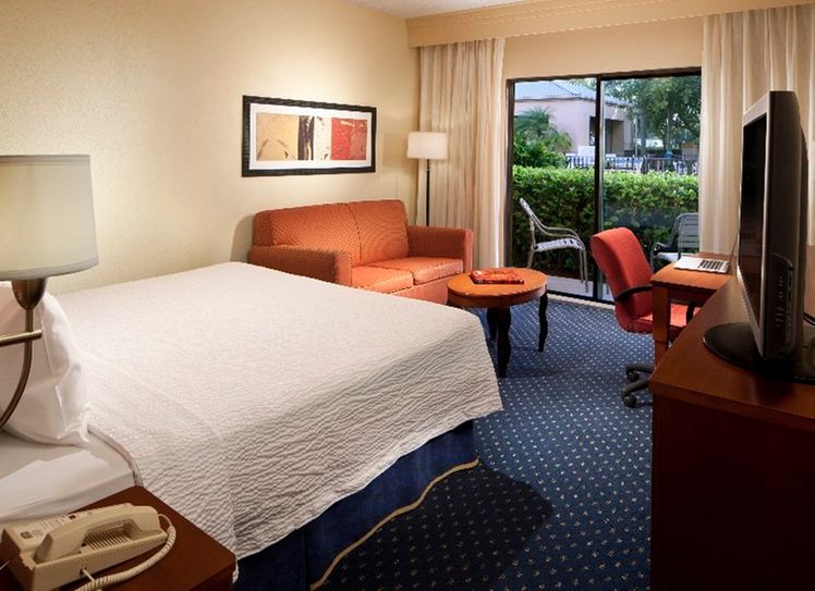 Courtyard Miami Airport Westdoral Orlando Holidays To - 