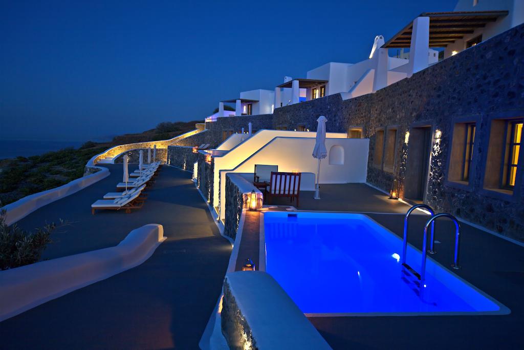 Carpe Diem Exclusive Boutique Resort Santorini Holidays to Greek