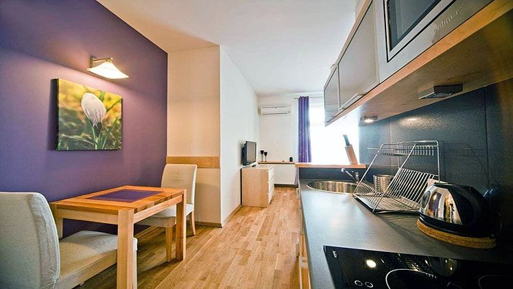 cracow travel apartments