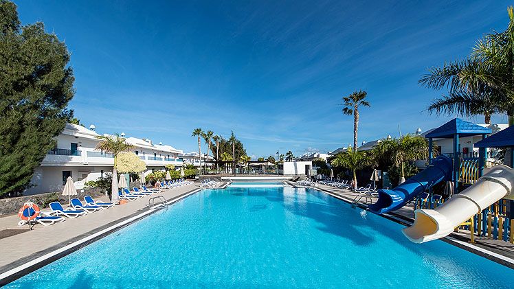 Cheap 4 Thb Tropical Island Hotel Playa Blanca Broadway Travel