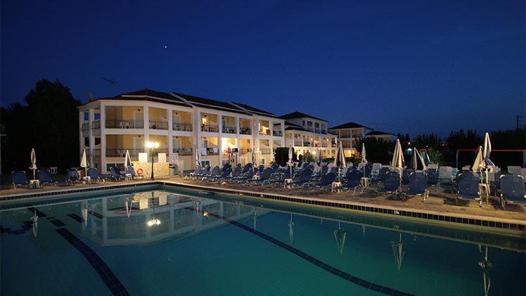 village inn hotel zante