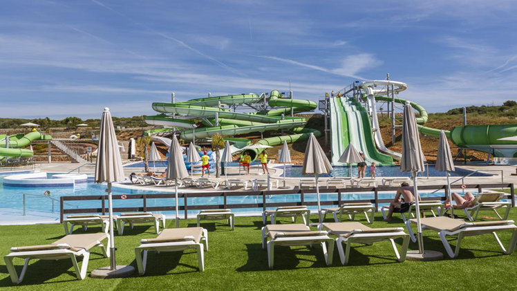 hotel & water park sur menorca